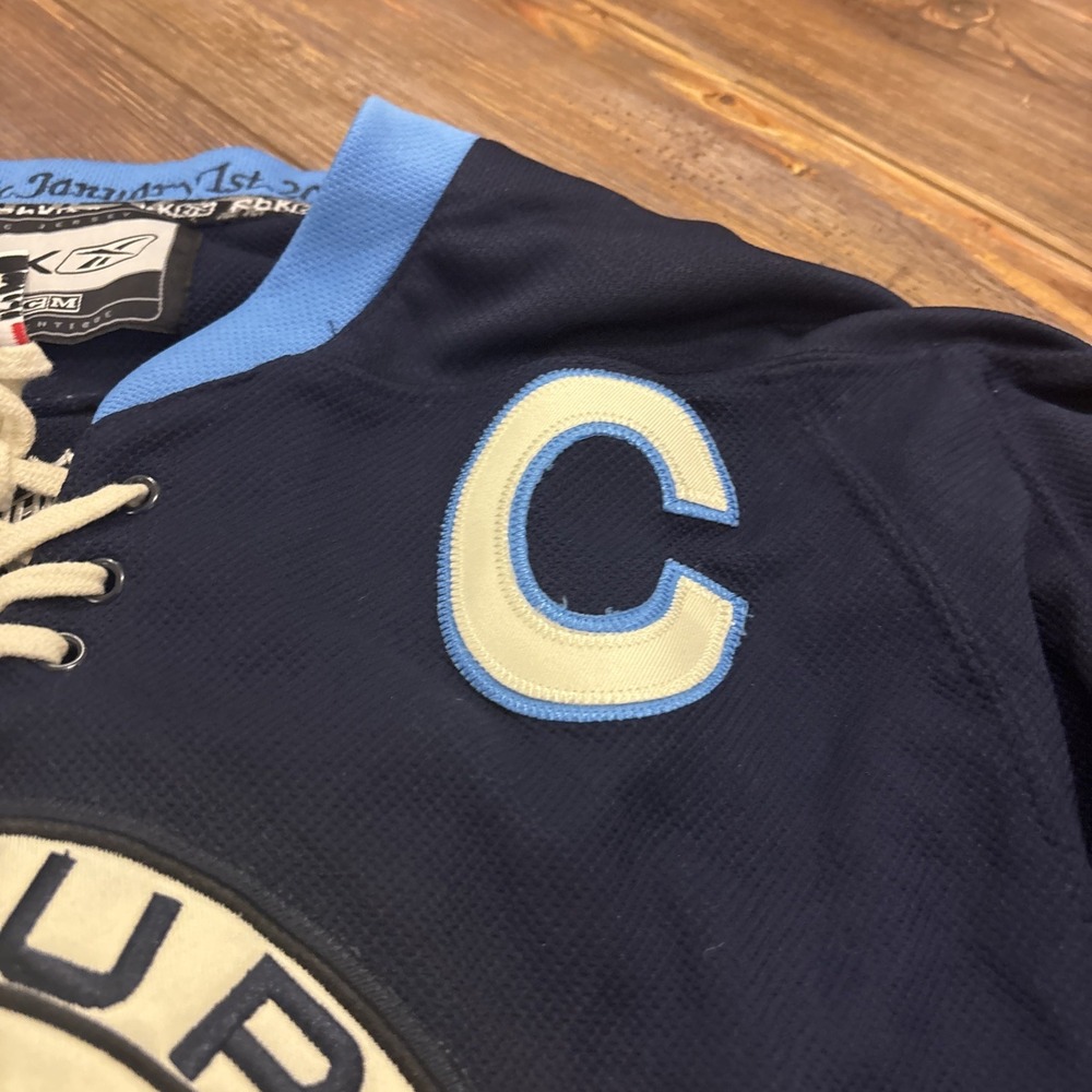 Pittsburgh Penguins Sidney Crosby 2011 Winter Classic Authentic Jersey Sz 48 RBK - Picture 4 of 9